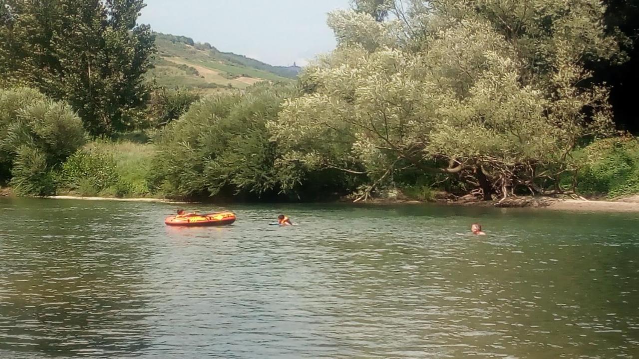 Gite de la Fontaine Paulhe Esterno foto