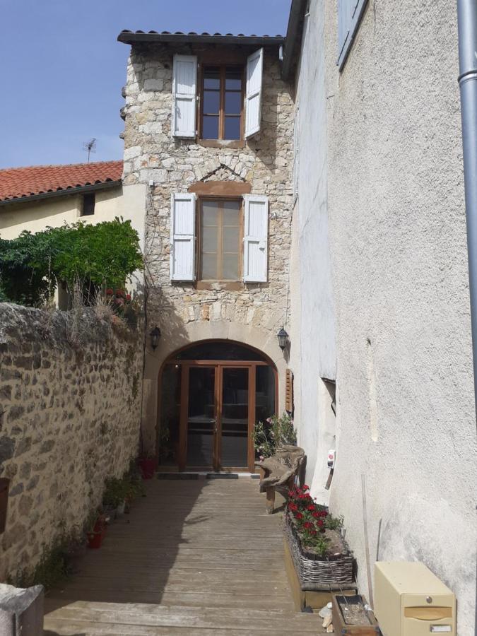 Gite de la Fontaine Paulhe Esterno foto